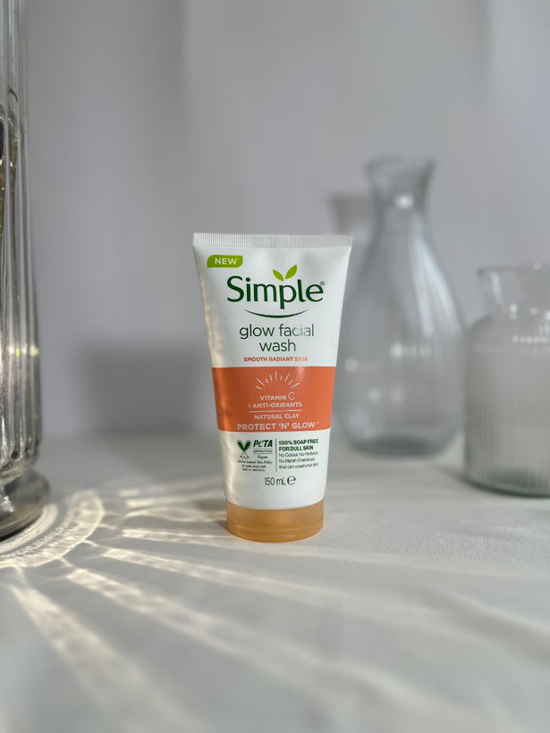 ژل شستشوی سیمپل، Simple Glow